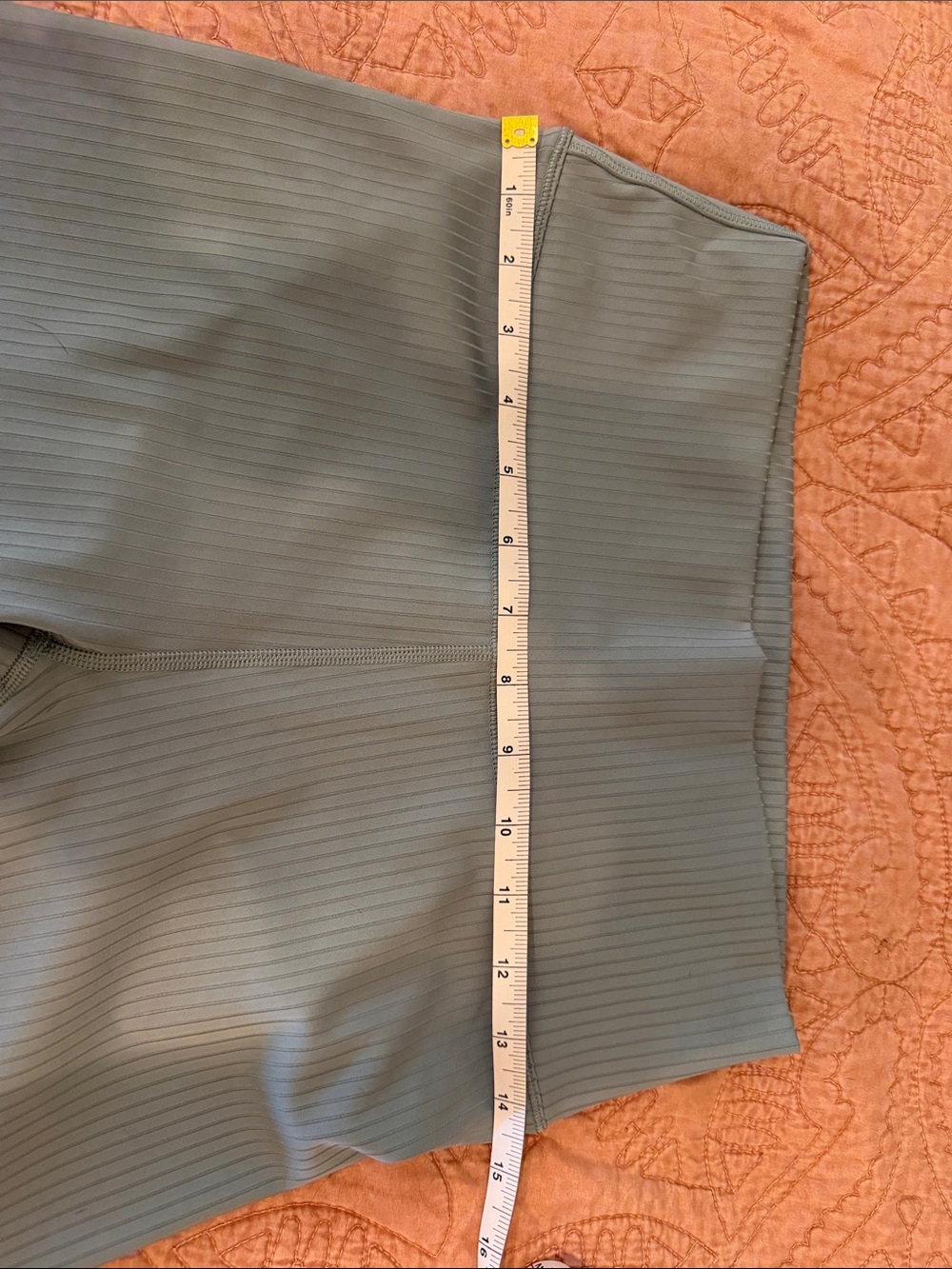 Vuori Inversion Rib Legging in Mist - Picture 7 of 7